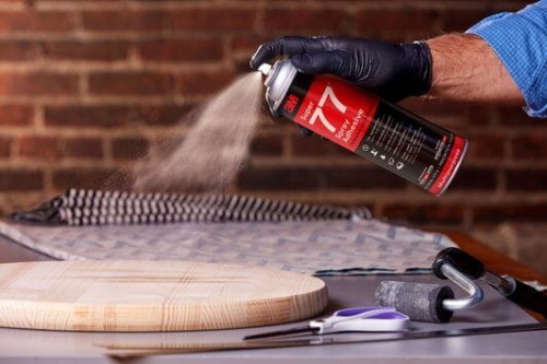 Klej w sprayu.jpg