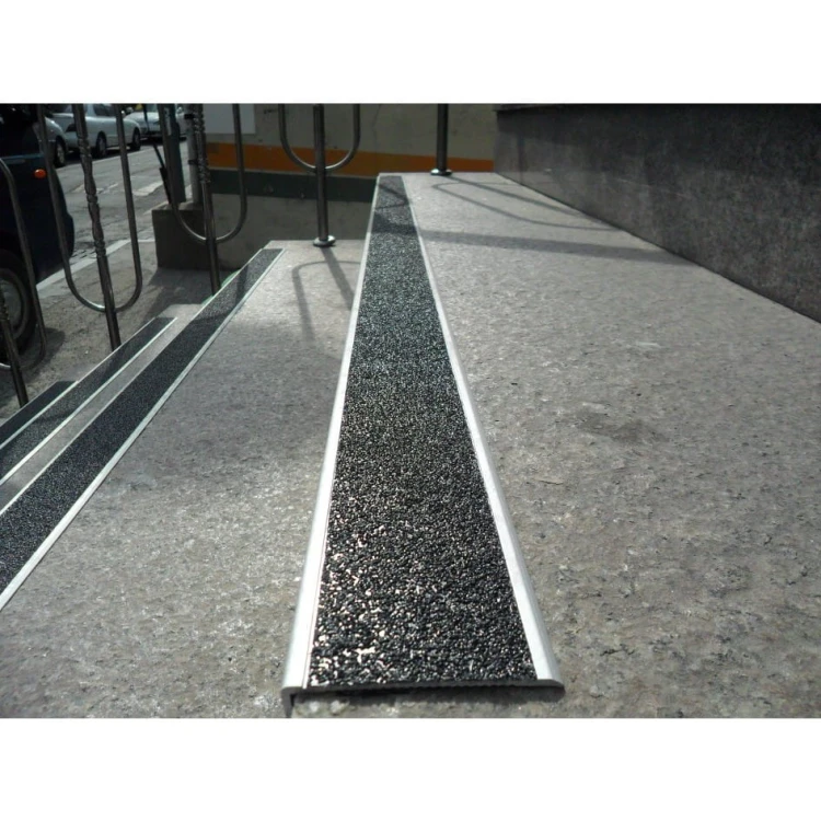 3M 610 Taśma antypoślizgowa czarna 50mmx18,3m zastosowanie 2